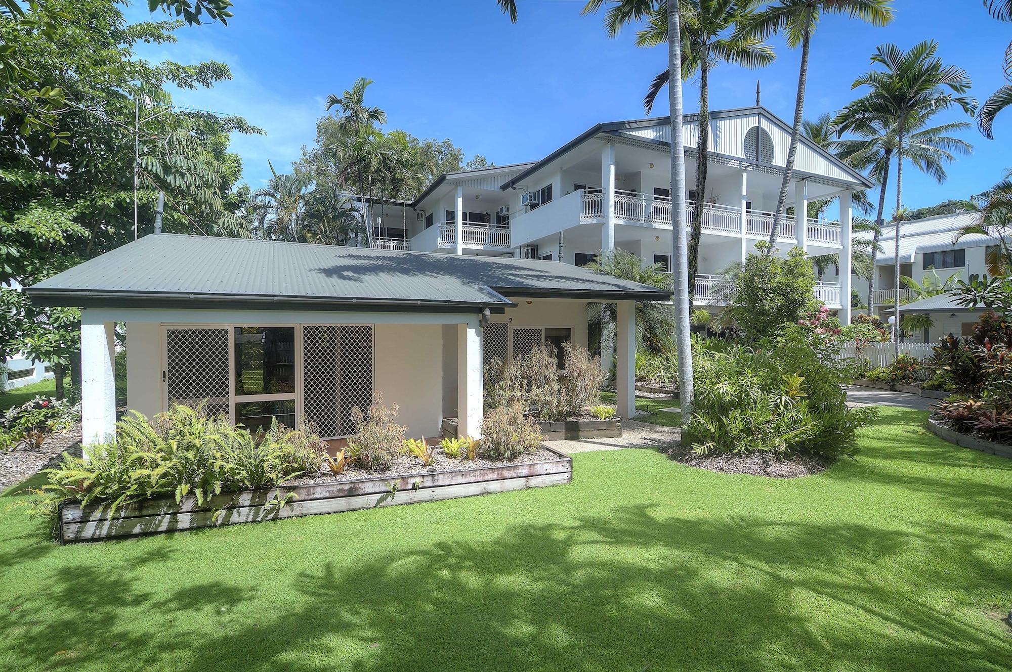 Aparthotel Garrick House Port Douglas Exterior foto